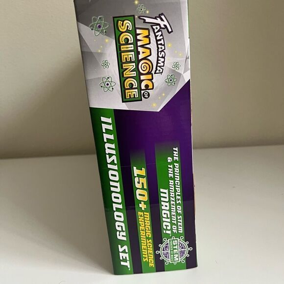 Fantasma Magic of Science Illusionology STEM Based Magic Set - Over 150 Science - Picture 2 of 3